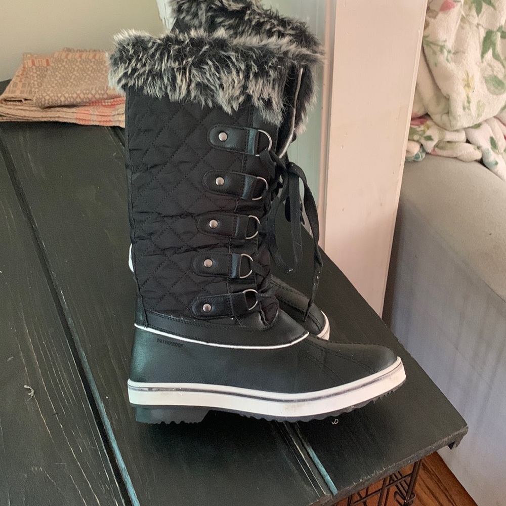Winter boots